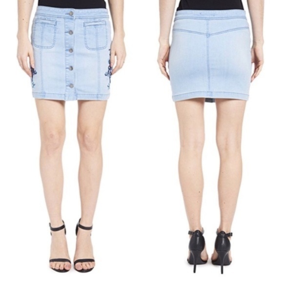 ROMEO & JULIET Embroidered Denim Skirt - Picture 2 of 8